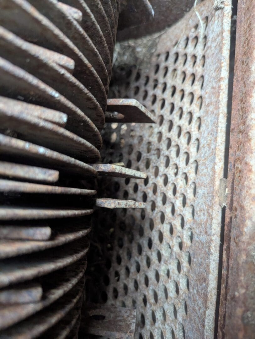 A close up of the inside of an old machine
