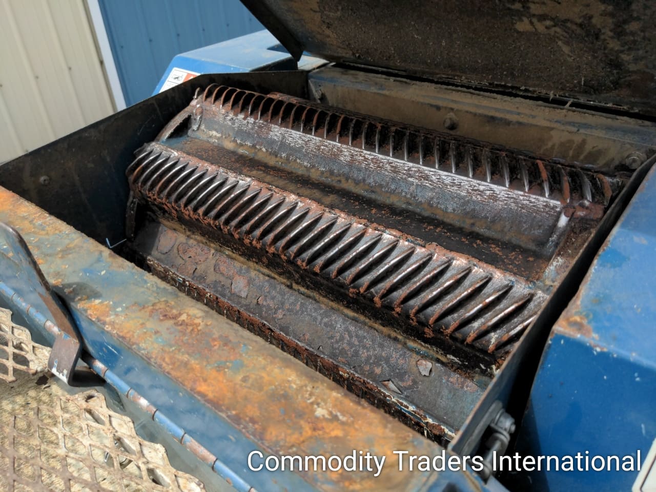 A close up of the inside of an old machine